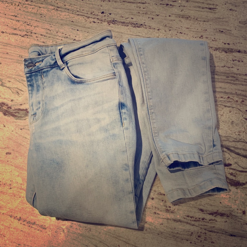 Zara Light Blue Denim Jeans